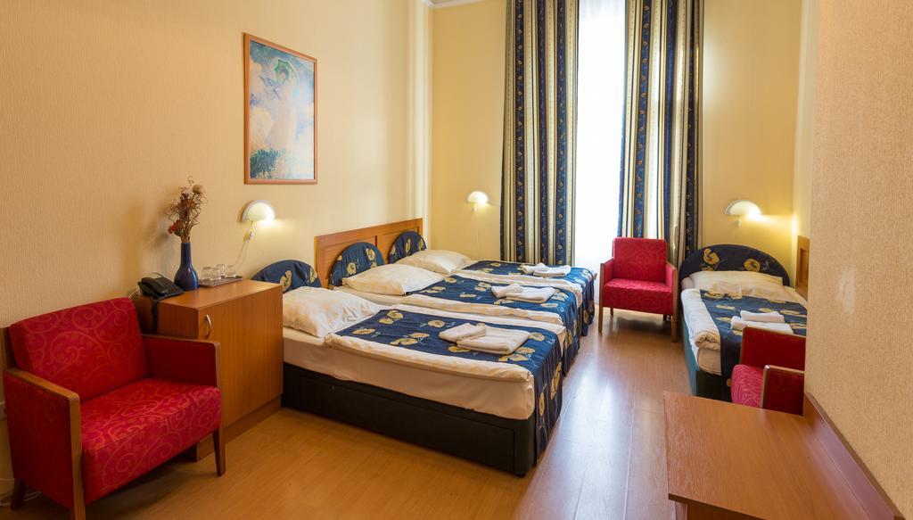 Hotel City Swing Budapest Exterior photo